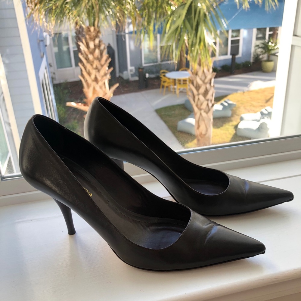 BCBGMAXAZRIA Heels